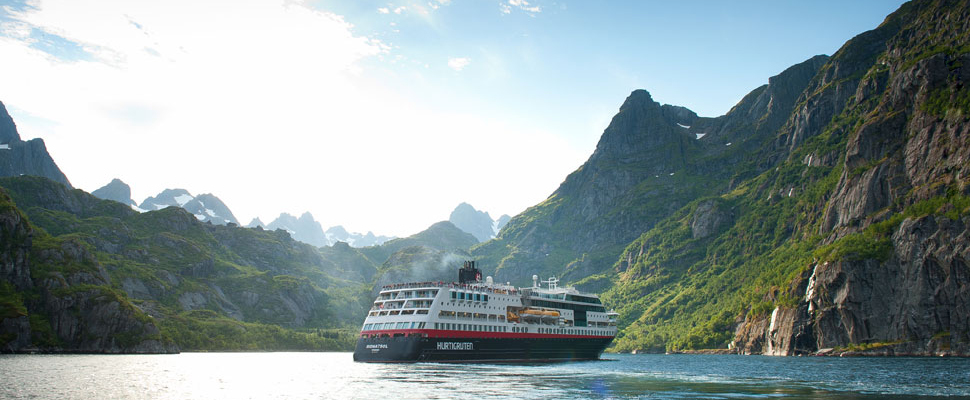 Classic Round Trip Voyage, with Hurtigruten